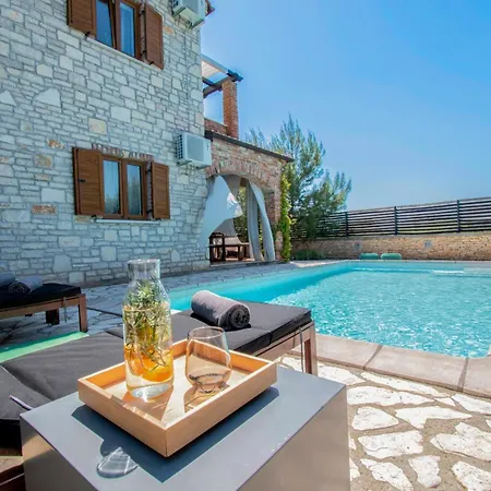 Istria In Svetvincenat Villa Cabrunici