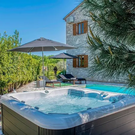 Villa Istria In Svetvincenat Cabrunici